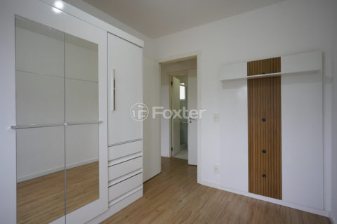 Image 7 - 931977