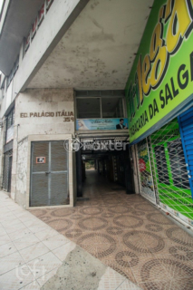 Image 11 - 932155
