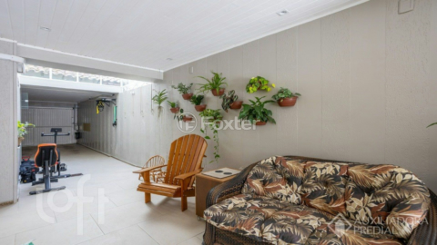 Image 7 - 932191