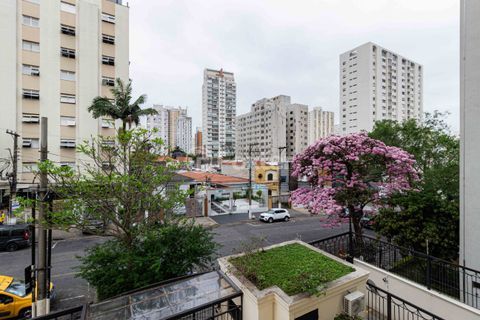 Image 13 - 932304