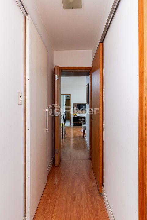 Image 6 - 932304