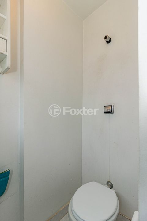 Image 35 - 932304