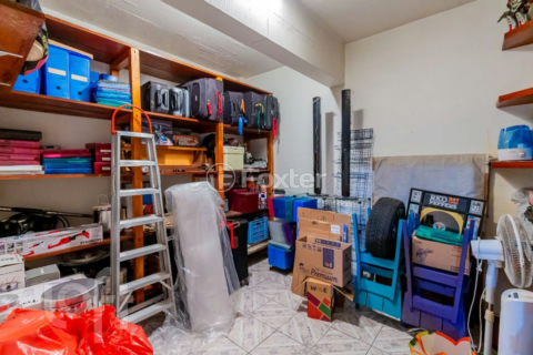 Image 30 - 932338