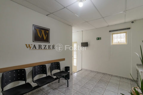 Image 4 - 932371