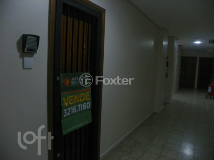 Image 3 - 932411
