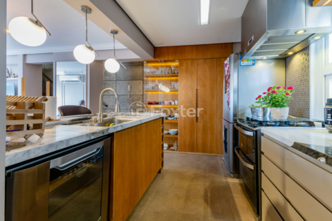 Image 48 - 932414