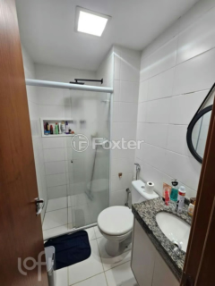 Image 7 - 932583