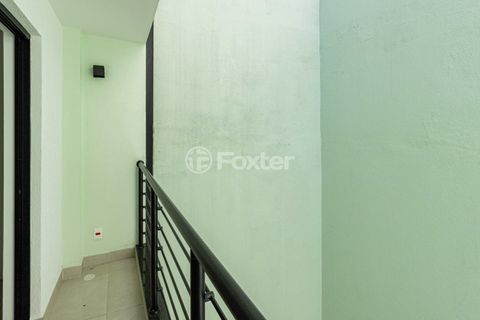 Image 5 - 932604