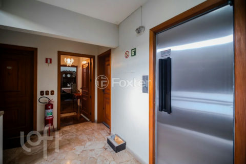 Image 36 - 932633