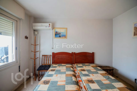 Image 32 - 932633