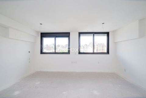 Image 3 - 932659