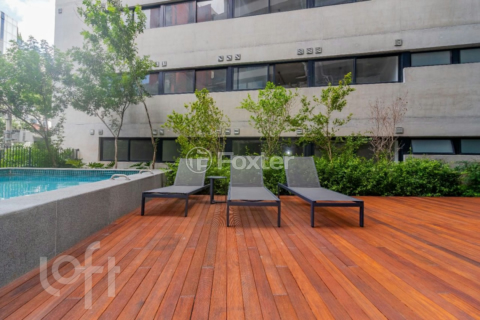 Image 34 - 932686