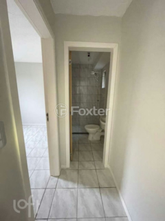Image 4 - 932692