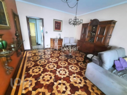 Image 3 - 932698