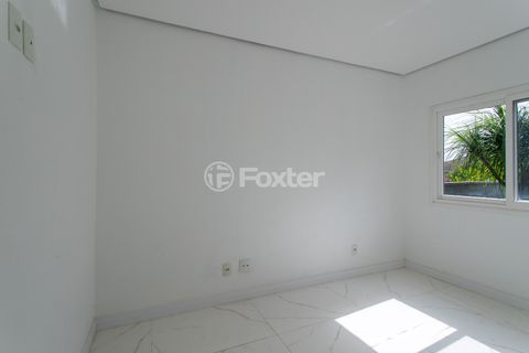 Image 4 - 932730