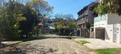 Image 5 - 932745