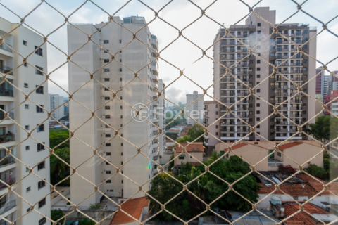 Image 7 - 932783