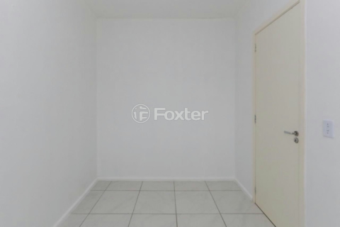 Image 6 - 932810