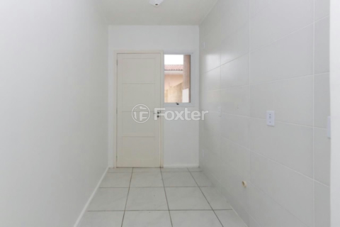 Image 4 - 932810