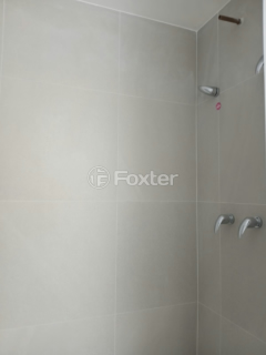 Image 8 - 933288