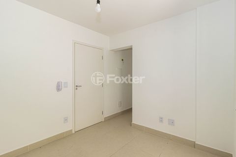 Image 8 - 933644