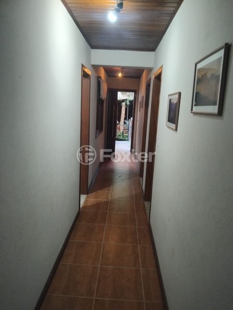 Image 8 - 933674