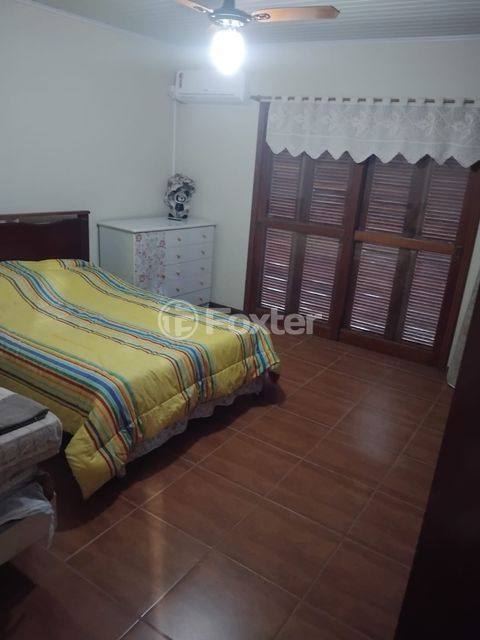 Image 7 - 933674
