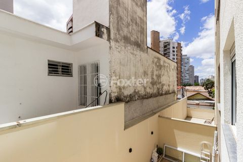 Image 6 - 933678