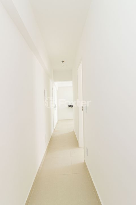 Image 9 - 933678