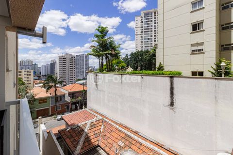 Image 4 - 933695