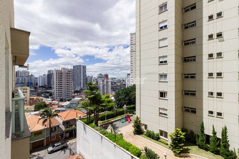 Image 13 - 933704
