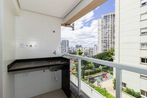 Image 3 - 933705
