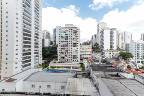 Image 5 - 933707