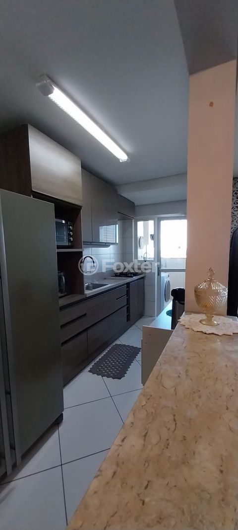 Image 7 - 933842