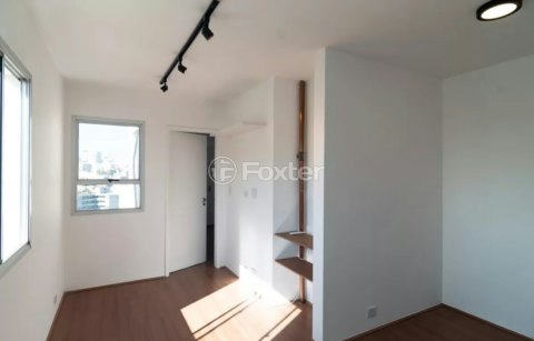 Image 3 - 933934