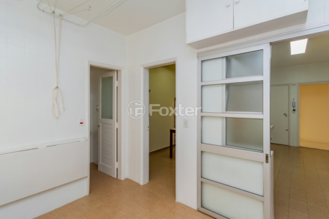Image 34 - 934612