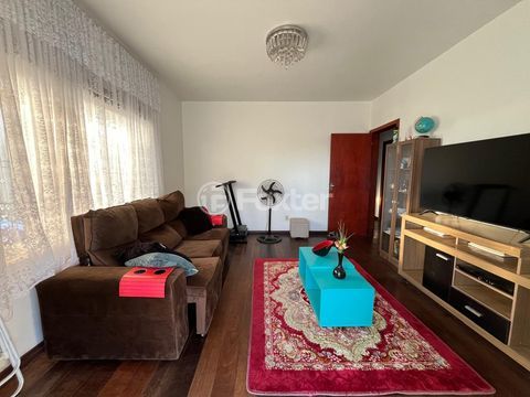 Image 3 - 935030