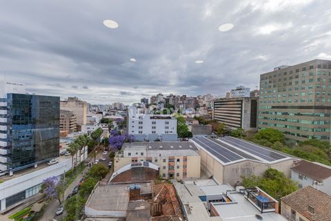 Image 11 - 935341