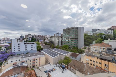 Image 12 - 935341