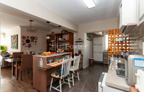 Image 3 - 935350