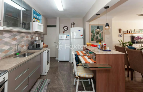 Image 4 - 935350