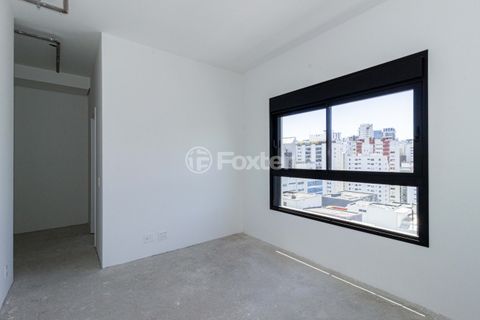 Image 33 - 935503