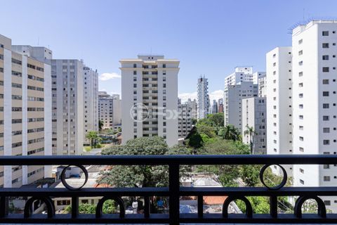 Image 26 - 935522