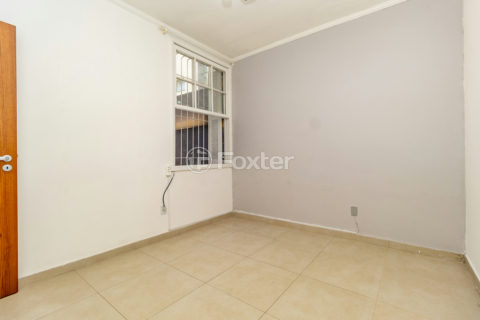 Image 4 - 937049