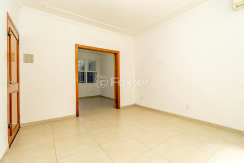 Image 7 - 937049