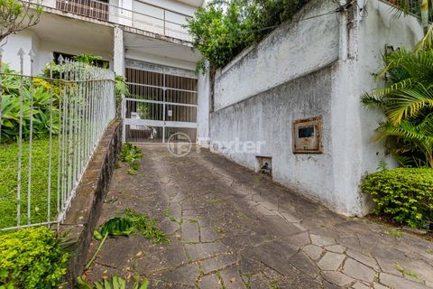 Image 93 - 937582
