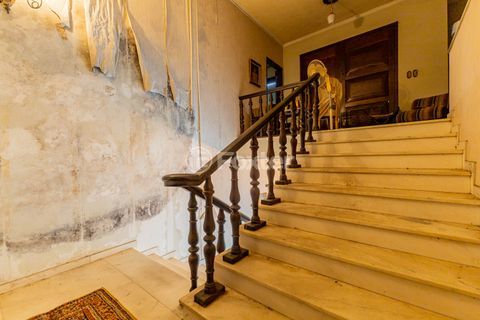 Image 26 - 937582