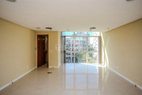 Image 3 - 937675