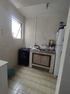 Image 5 - 937888