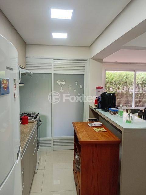 Image 3 - 937999